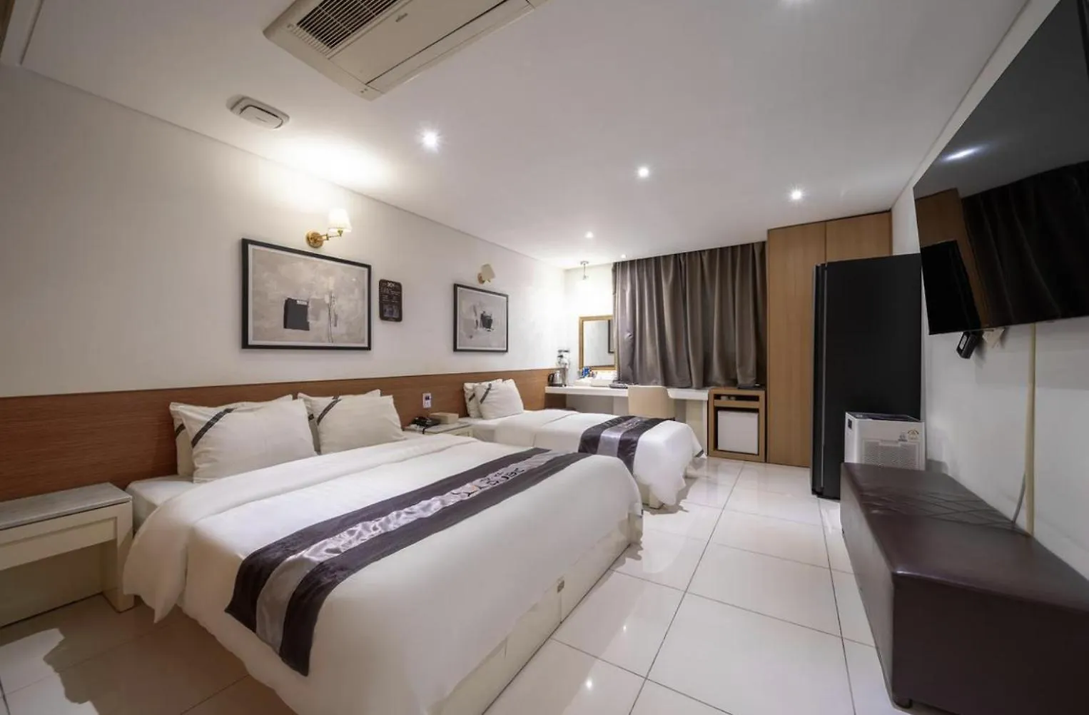 Hotel Cube Incheon Korsel